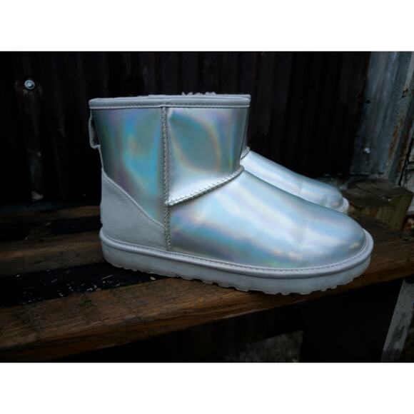 Uggs Classic Mini Women 9 Short Boots Silver Metallic Iridescent Holographic - Picture 1 of 8
